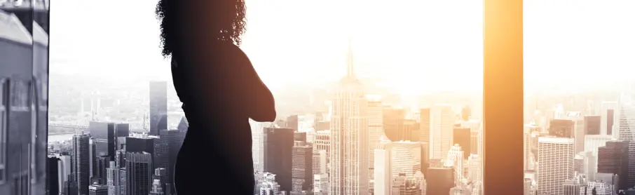 SIG_WomenChangingFaceOfIndustry-i912547822_Hero-1920x590