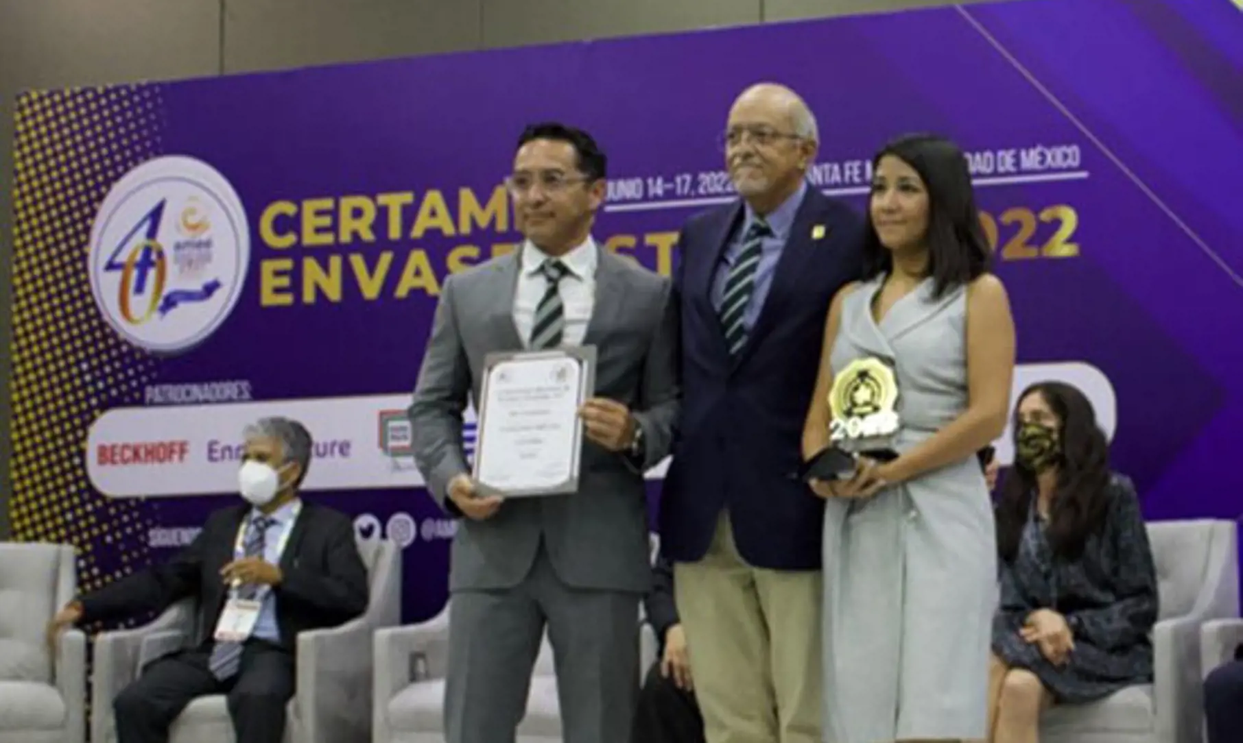 Award 550X550