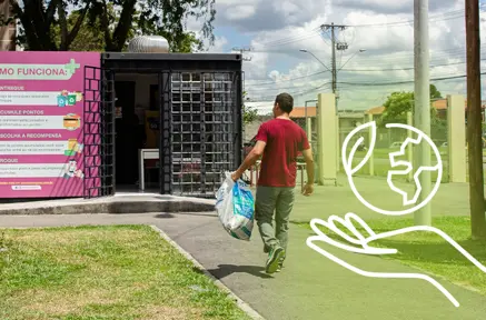 RecyclingInAction_HeroImage_Desktop_V2
